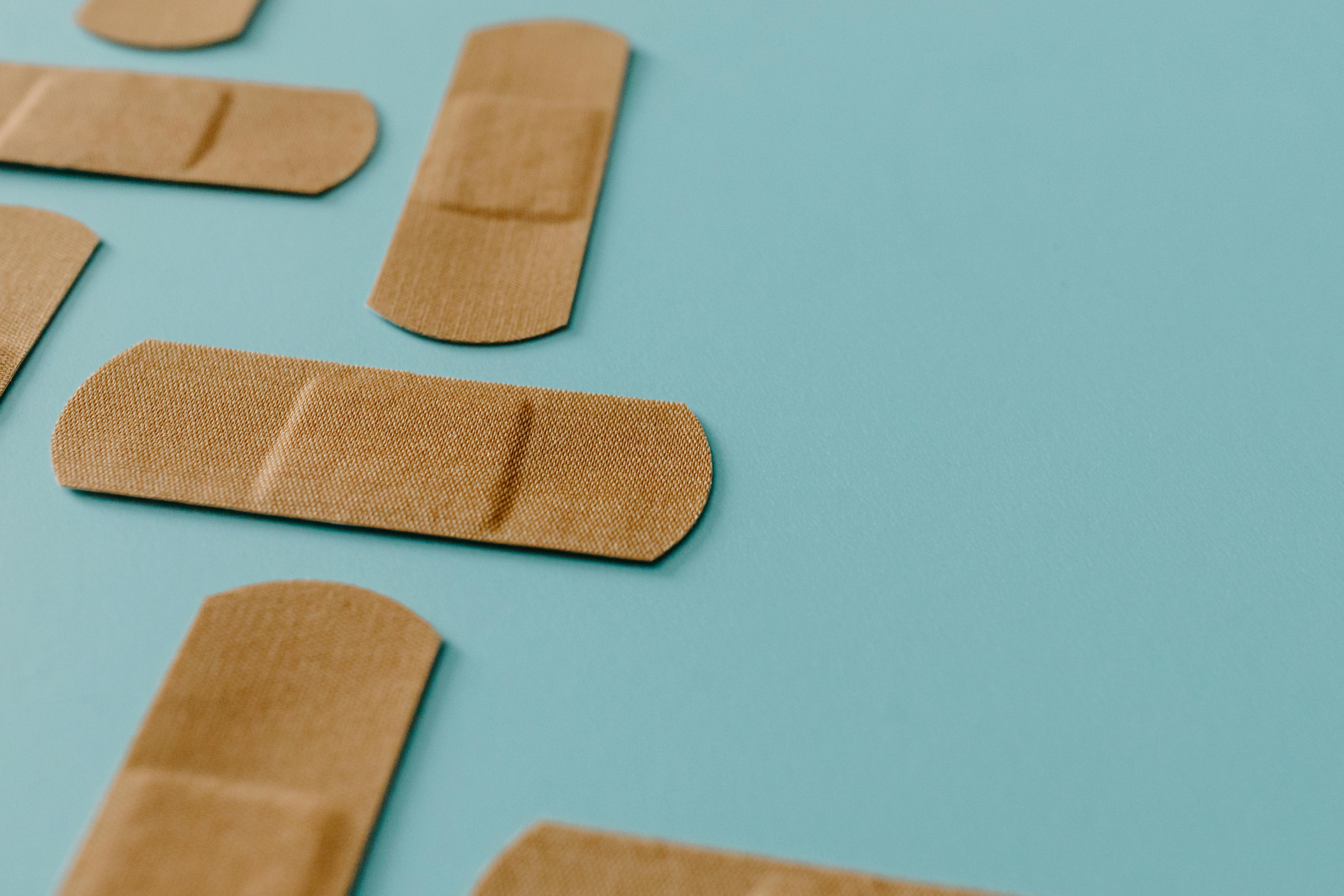Advancing Wound Healing and Infection Control with Far-UVC